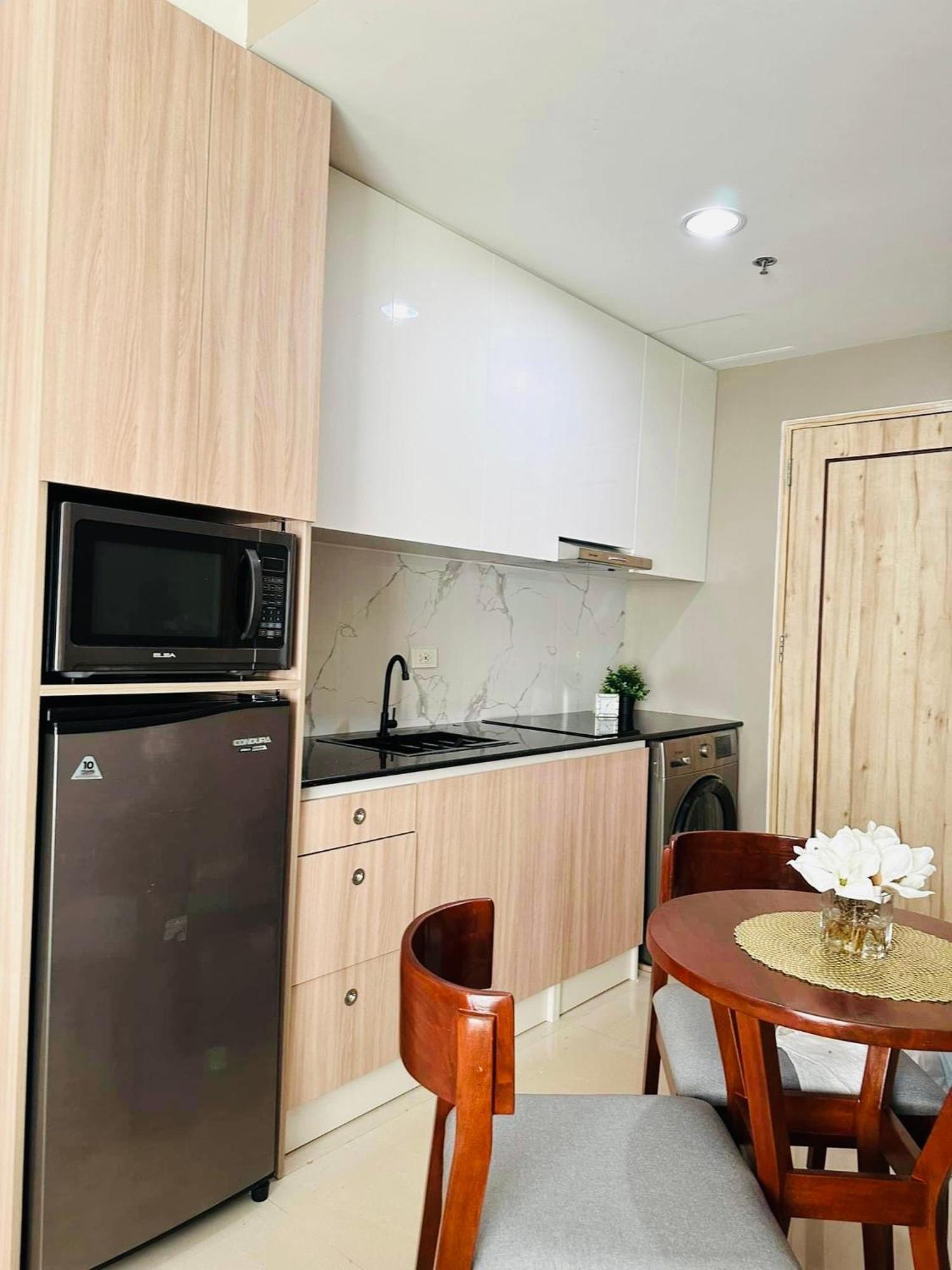 Inspiria Abreeza Davao Aparthotel Exterior photo